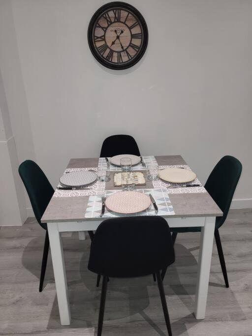 Grand Studio Refait A Neuf Centre-Ville La Bourboule Dış mekan fotoğraf