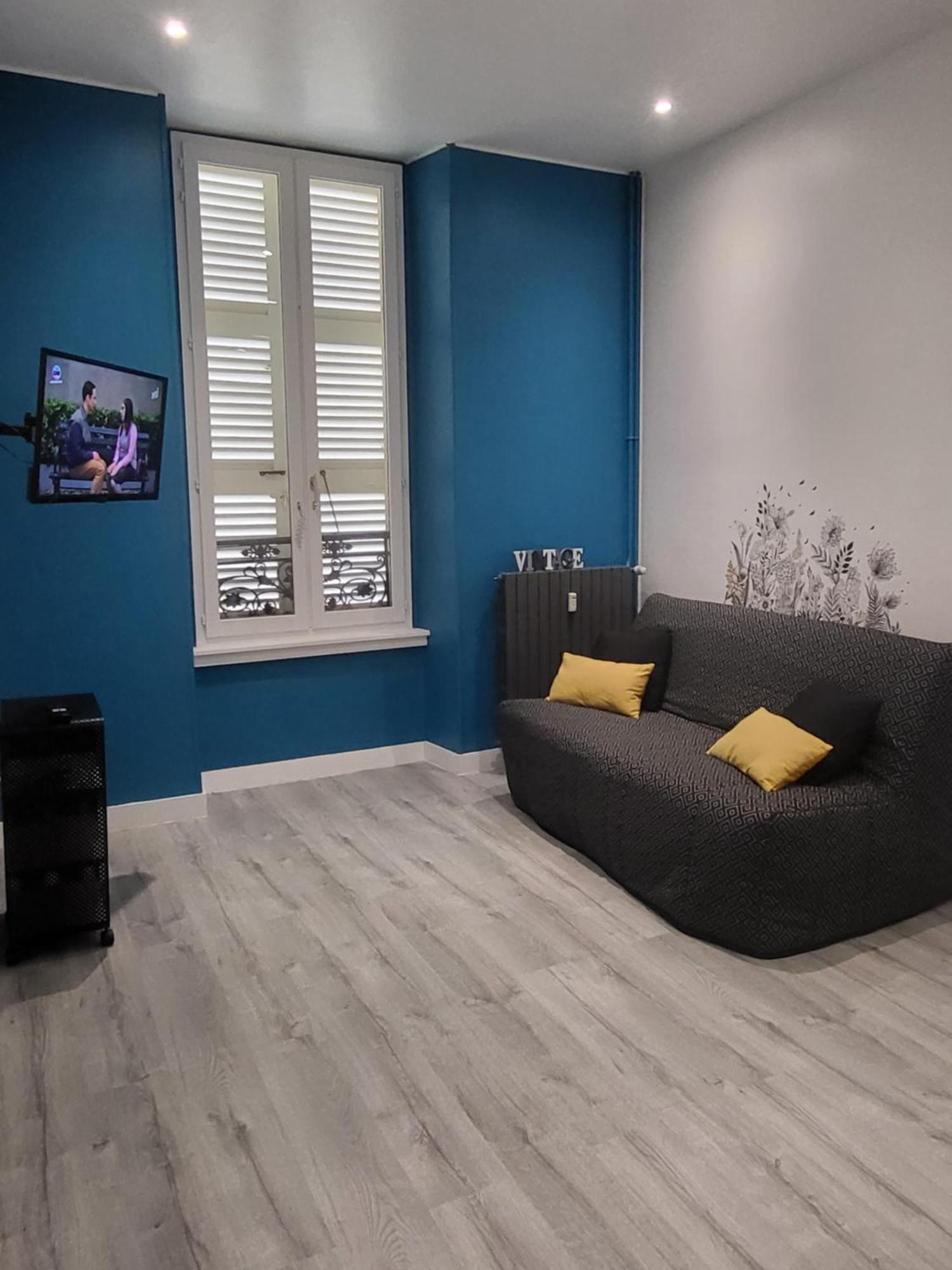 Grand Studio Refait A Neuf Centre-Ville La Bourboule Dış mekan fotoğraf